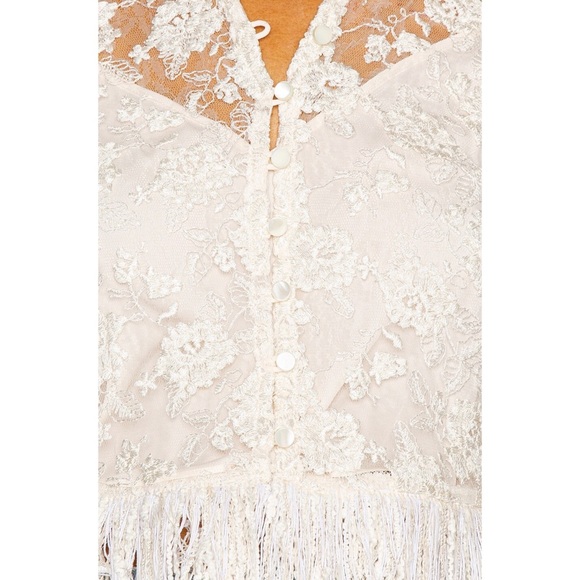 NWOT Percival Top in Ivory - Picture 5 of 7